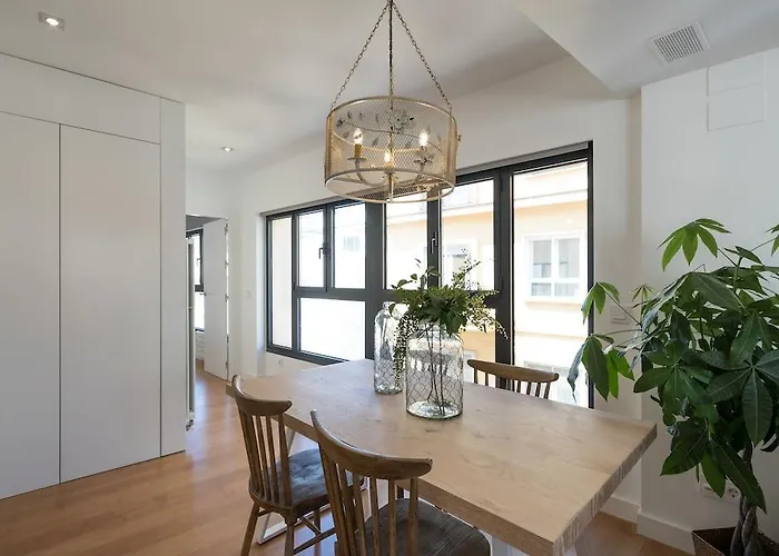 Chezmoihomes Plaza Nueva Luxury